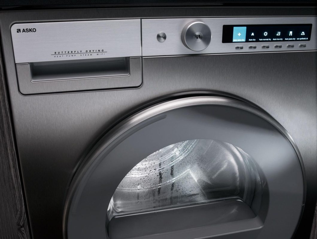 Сушіть парою та повітрям у сушильних машинах ASKO Pro Laundry