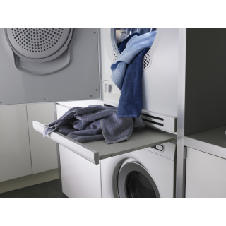 HSS105T - Estante sencillo pull-out (extraíble) Los accesorios Hidden Helpers de ASKO maximizan su espacio de lavandería - no importa el tamaño.